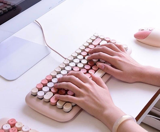 Cute Retro Mechanical Keyboard