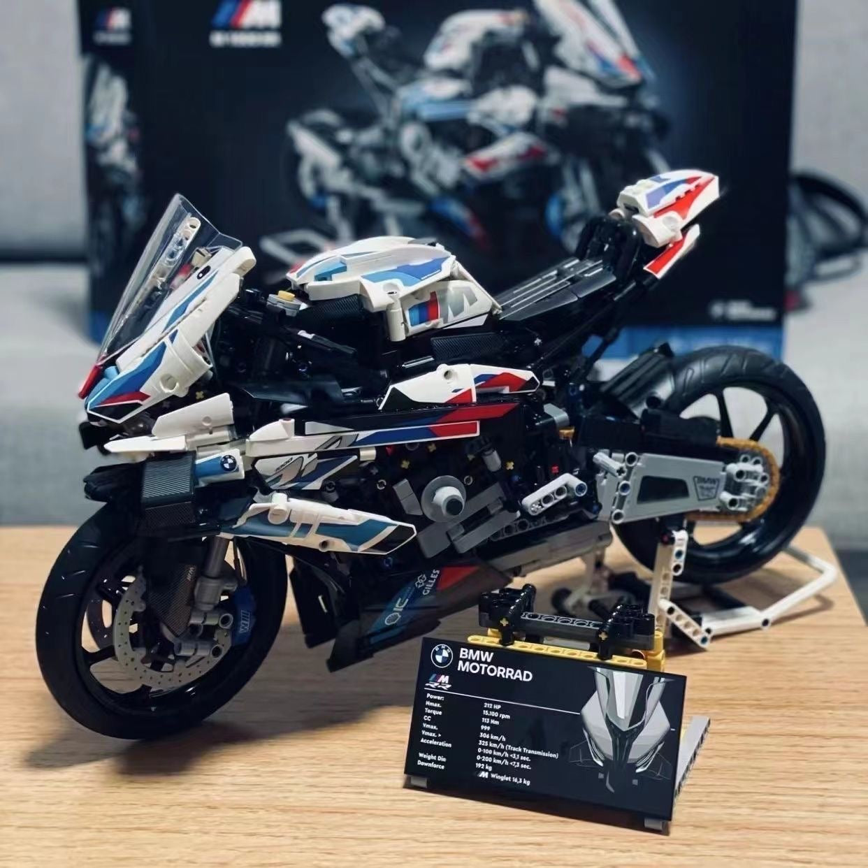 Lego Technic BMW+ 1920pcs